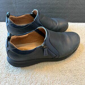 Clarks Unstructured Side Zip Slip On Shoes Women's Size 9.5 Navy